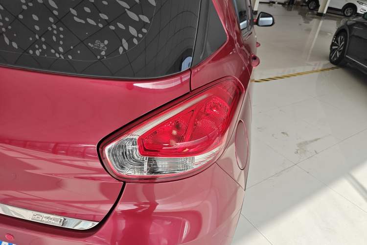 Used Baojun 310 2016 1.2L manual Comfort trim level
