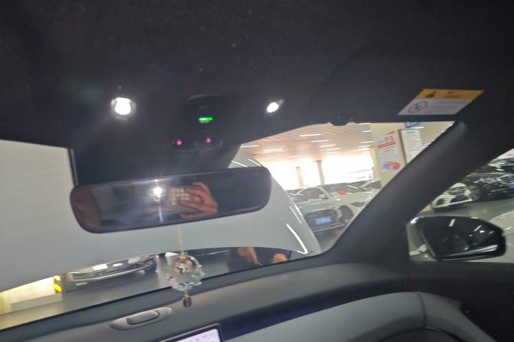 Used Nio ET5T 2023 75 kWh Touring Headliner