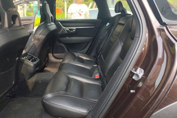 Used Volvo V90 2017 Cross Country T5 AWD Prestige Edition
