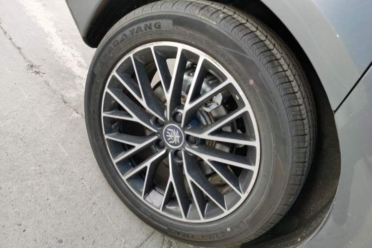 Used BYD Qin L 2024 DM-i 120KM Excellence Model Exterior 5