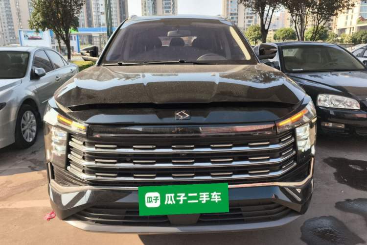 Used SOL X8 PLUS 2023 1.5 TGDI DCT Smart Edition 7-Seater