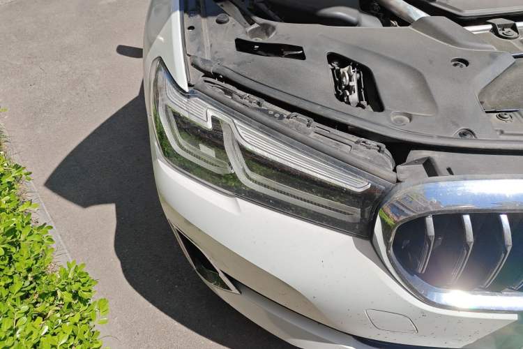 Used BMW 5 Series 2021 530Li Leading Luxury Package Right Front Headlight