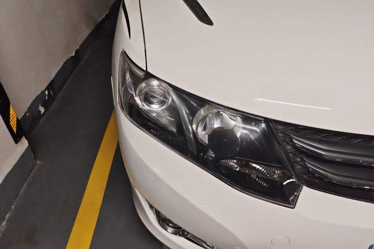 Used Zotye Z300 2014 1.5L Urban Edition Manual Luxury Model
