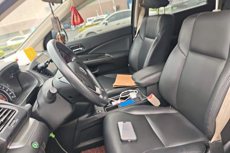 Used Honda CR-V 2016 2.0L Two-Wheel Drive Classic Edition Left Front Seat