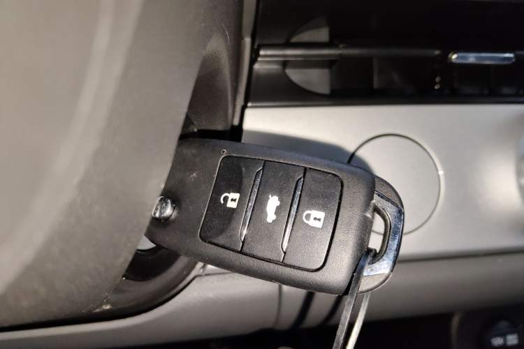 Used CHANGAN NEVO Lumin 2025 205 km Xiangqin Version
