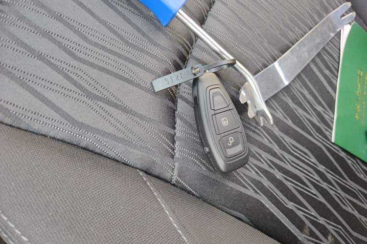 Used Ford EcoSport 2013 1.0L GTDi Manual Luxury Model
