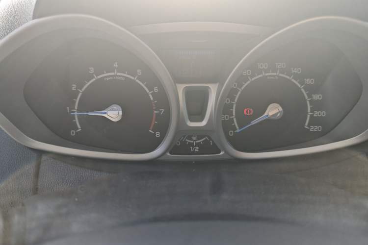 Used Ford EcoSport 2013 1.5L Automatic Prestige Model
