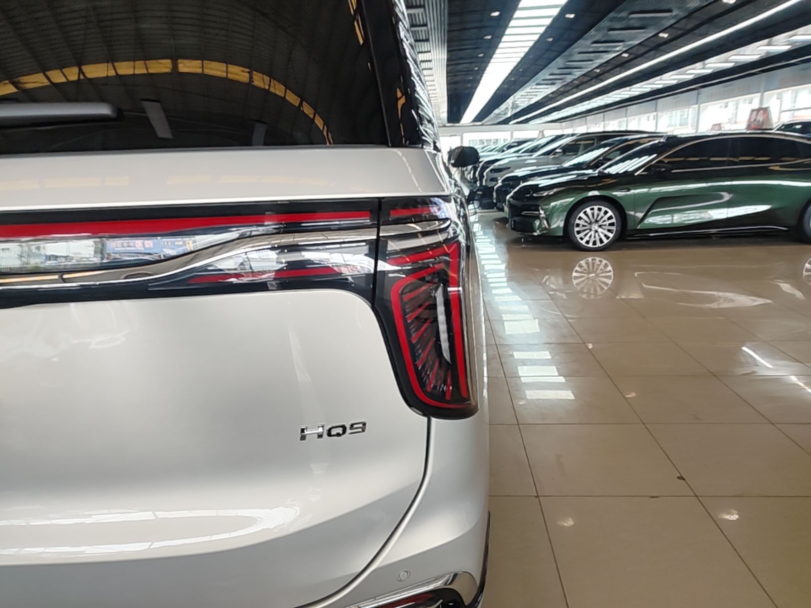 Hongqi HQ9 2023 2.0T Smart Connect Flagship Edition - Chinese Trim Xiang — снимка 9