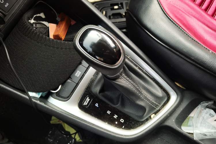 Used Hyundai Celesta 2018 1.6L Automatic GL Enjoyment Version China V Standard