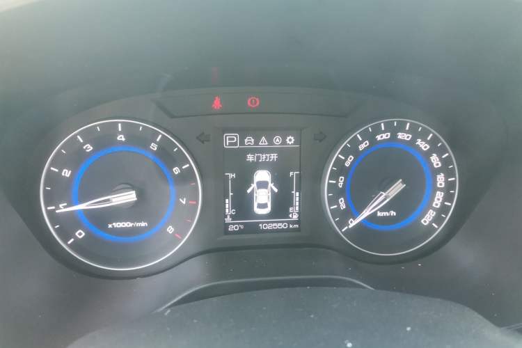 Used CHANGAN Eado DT 2019 1.6L Automatic Smart Enjoyment Model China VI Standard Odometer Close Up