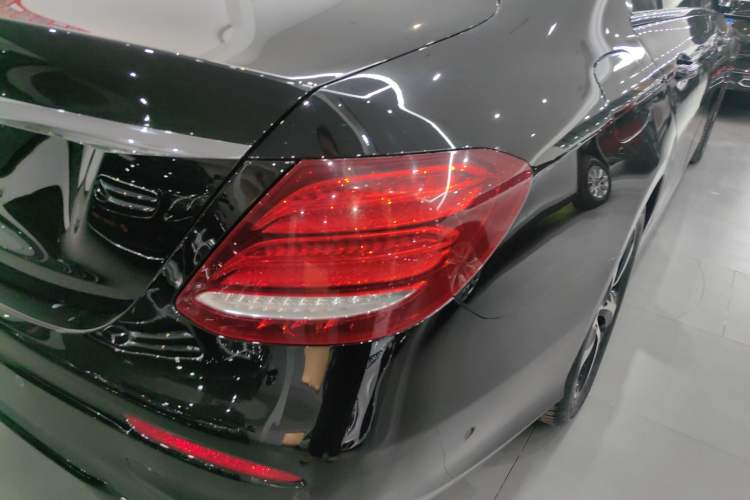 Used Mercedes-Benz E-Class 2017 Restyled E 300 Sport Edition