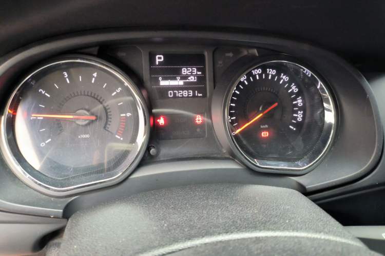 Used Citroen C3-XR 2015 1.6L Automatic Pioneer Model
