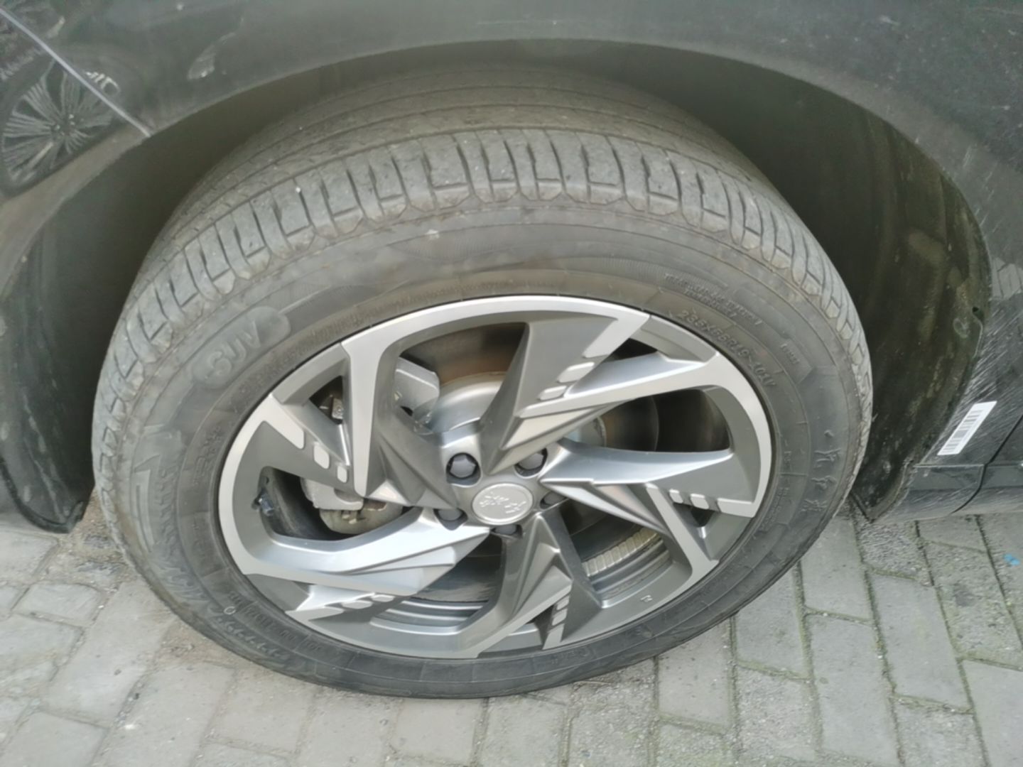Hongqi HS3 PHEV 2025 Model 117km Jingwei Edition — снимка 10