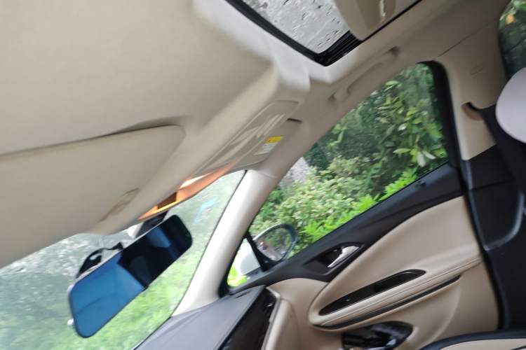 Used Buick Verano 2018 Sedan 15S Automatic Leading Model Headliner