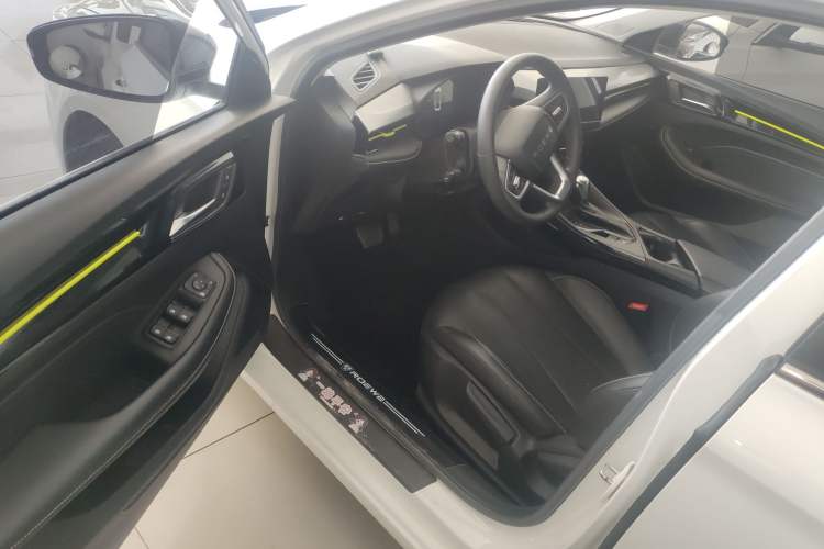 Used Roewe i5 2021 Revised Version 1.5L CVT Diamond Edition