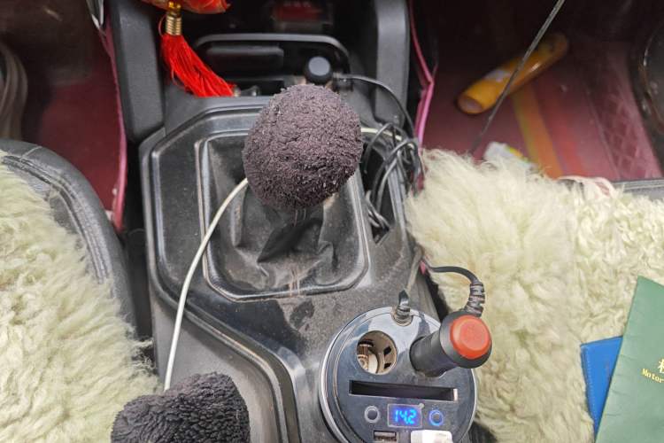 Used Geely Auto GX9 2014 2.4L Manual Two-Wheel Drive Luxury Version