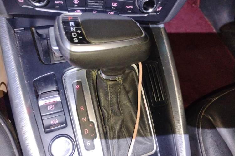 Used Audi Q5 2012 2.0TFSI Technology Model
