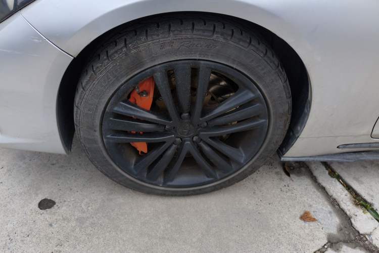 Used Infiniti Q50L 2016 2.0T Comfort Edition Left Front Wheel Hub