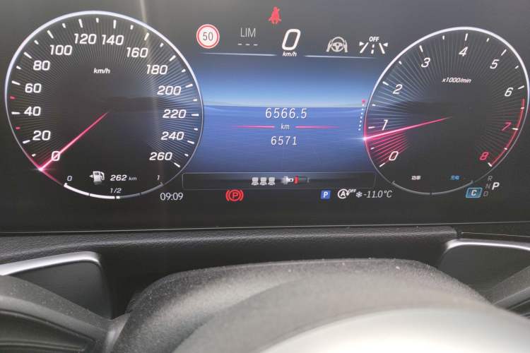 Used Mercedes-Benz GLB 2025 GLB 220 Sport Edition