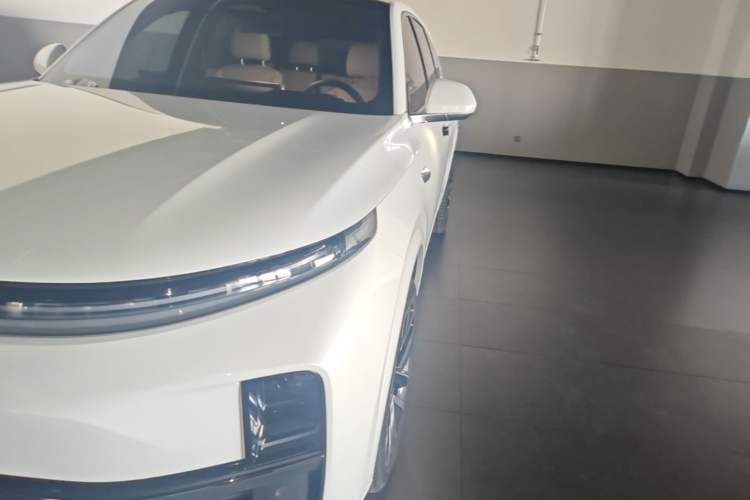 Used Li Auto L7 2023 Pro Model
