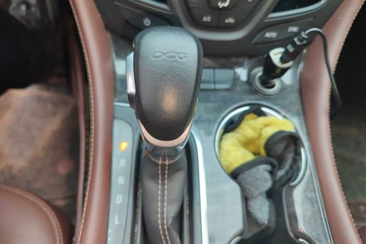 Used Buick Envision 2016 20T Two-Wheel Drive Leading Version Gear Lever