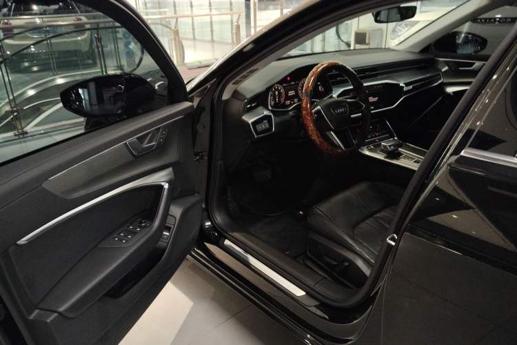 Used Audi A6L 2021 40 TFSI Luxury Prestige Edition Driver Seat