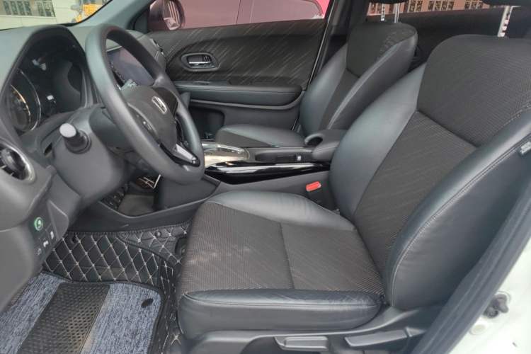 Used Honda XR-V 2017 1.8L EXi CVT Comfort Version Left Front Seat