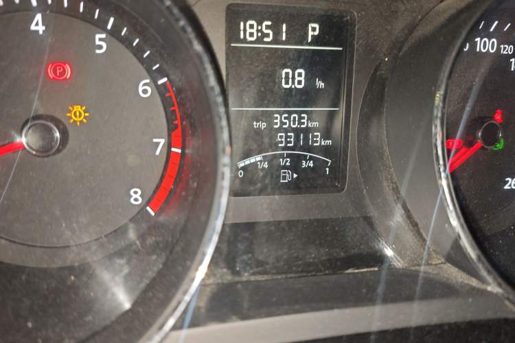 Used Volkswagen Sagitar 2018 1.6L Automatic Comfort Model Odometer Close Up