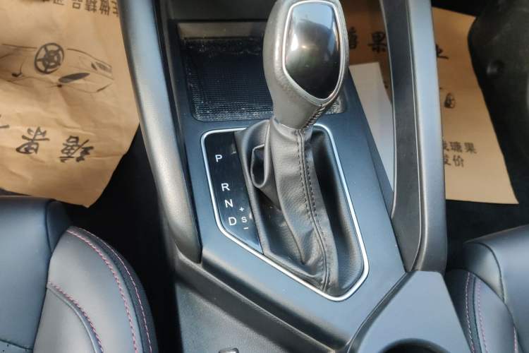 Used Dongfeng Fengon 500 2021 1.5L CVT Enjoyment Model Gear Lever