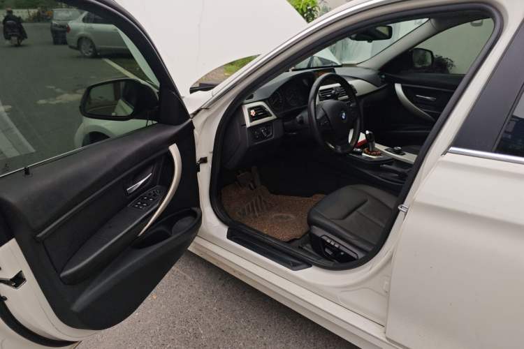 Used BMW 3 Series 2015 320Li Luxury Edition Fashion Model Driver Seat