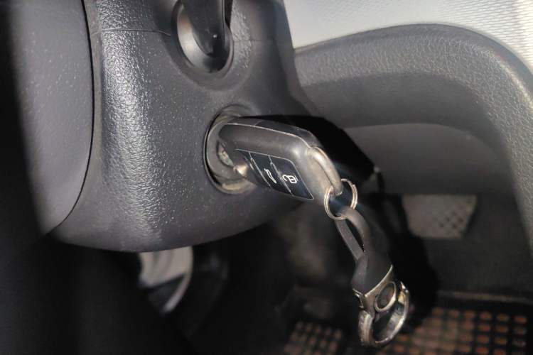 Used Volkswagen Lavida 2013 Revised Version 1.4 TSI DSG Comfort Edition Vehicle Key