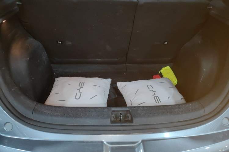 Used BYD Dolphin 2023 420 km Fashion Edition Trunk