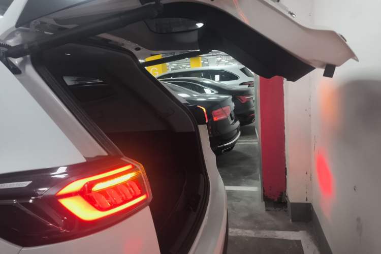 Used Chery Tiggo 8 PLUS 2024 Champion Edition 290TGDI DCT Deluxe Version 5-Seater