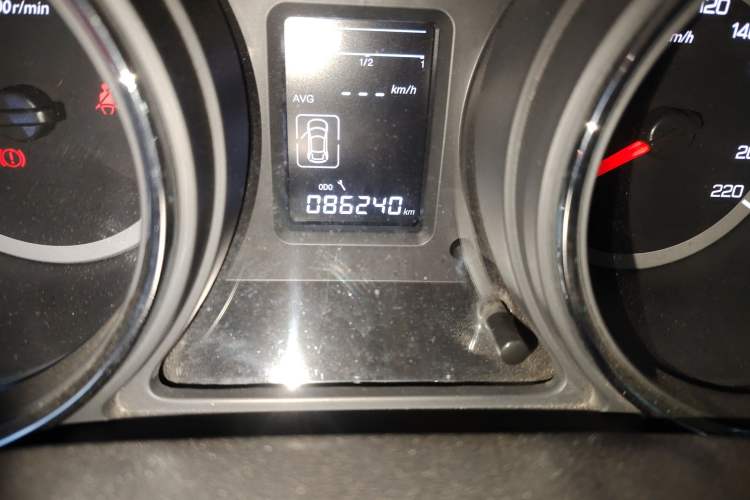 Used Dongfeng Aeolus A60 2016 1.5L Manual Luxury Version
