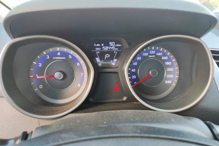 Used Hyundai Elantra (5th Generation / Langdong) 2015 1.6L Automatic Fashion Model
