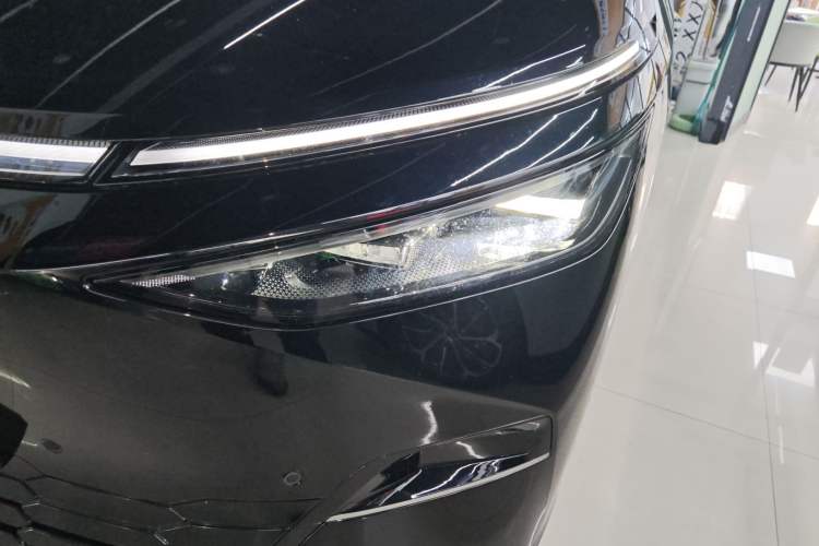 Used XPeng X9 2024 610 Long-Range Pro