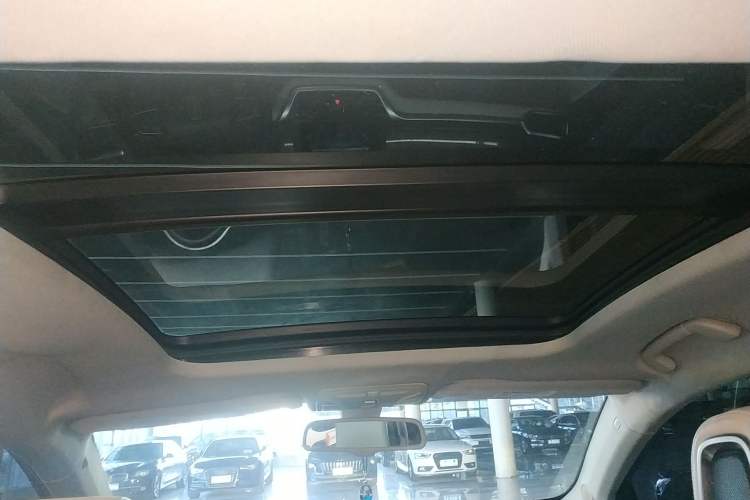 Used Hongqi E-HS3 2019 Zhilian Qiyue Two-Wheel Drive Version
