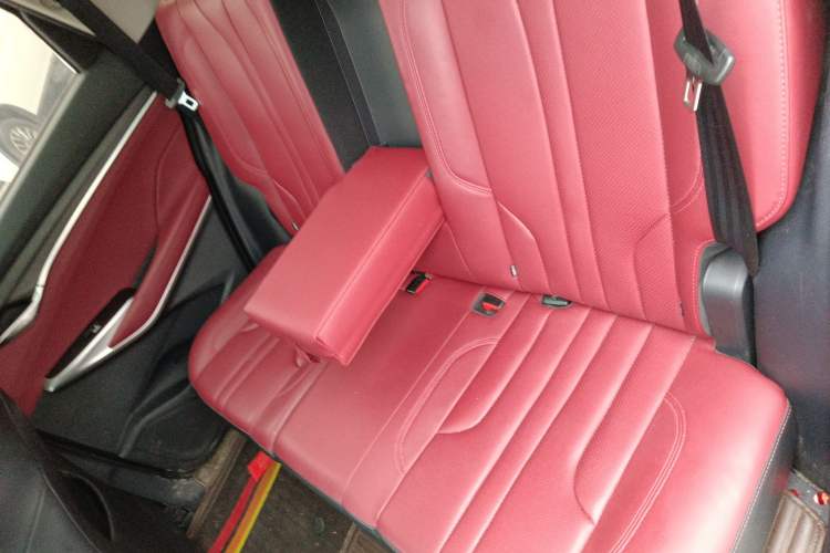 Used CHANGAN CS75 PLUS 2021 1.5T Automatic Luxury Version Left Rear Seat