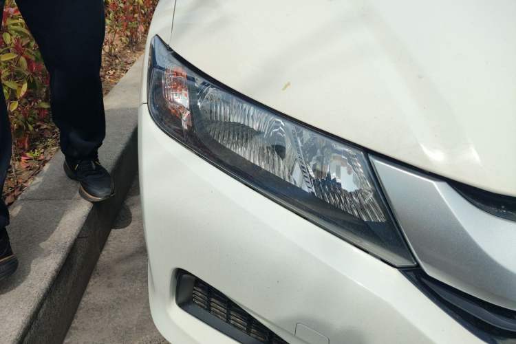 Used Honda City 2015 1.5L CVT Comfort Version Right Front Headlight