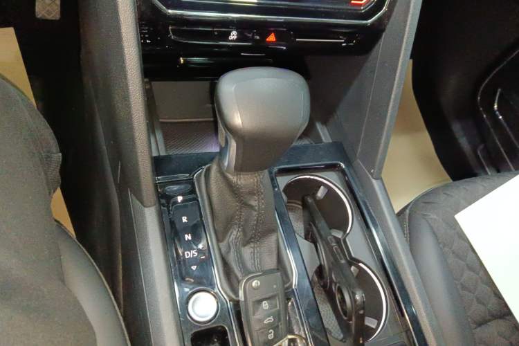 Used Volkswagen Teramont X 2020 Facelifted 330TSI Two-Wheel-Drive Luxury Edition
