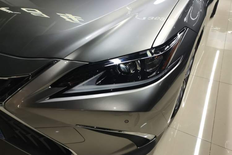 Used Lexus ES 2021 200 Excellence Edition