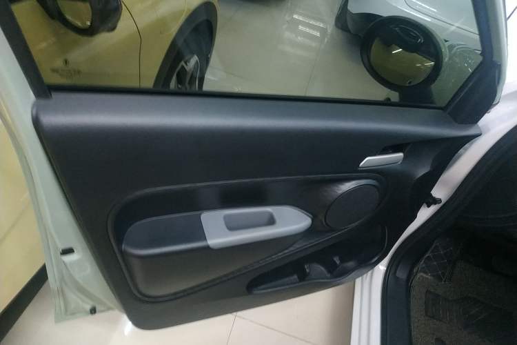 Used ORA Black Cat 2022 301km "Cute Pet" Version – Lithium Iron Phosphate