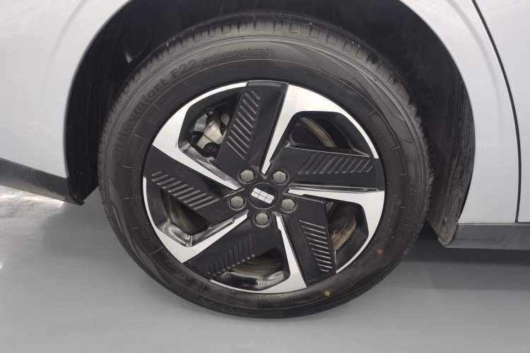 Used Geely Galaxy L6 2025 EM-i 140km Starship Edition
