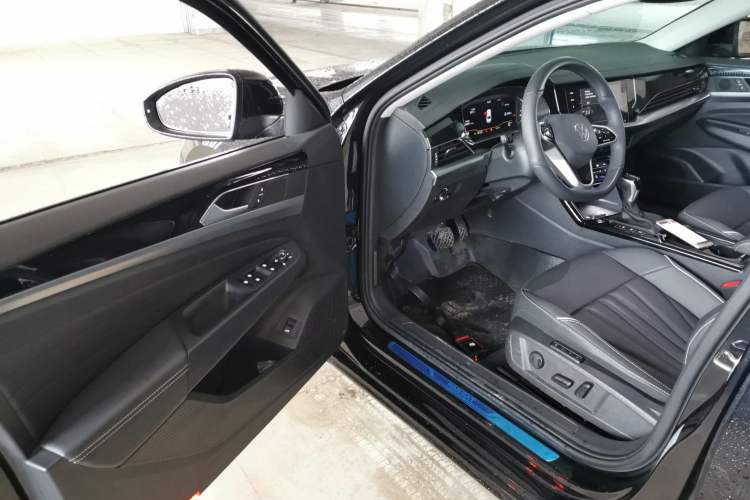 Used Volkswagen Passat 2024 380TSI Starry Dragon Edition