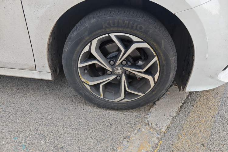 Used MG 5 2022 180 DVVT CVT Youth Luxury Edition