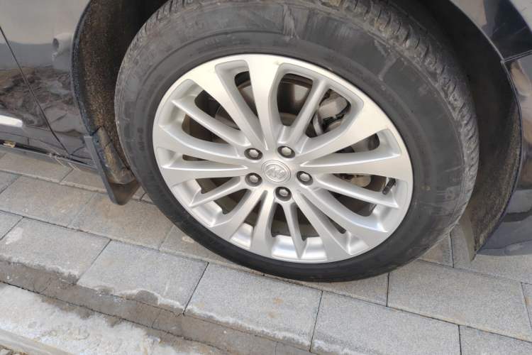 Used Buick LaCrosse 2018 28T Elite Edition
