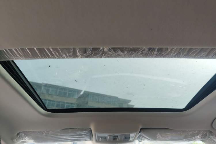 Used Volkswagen Lavida 2021 1.5L Automatic Comfort Edition Headliner