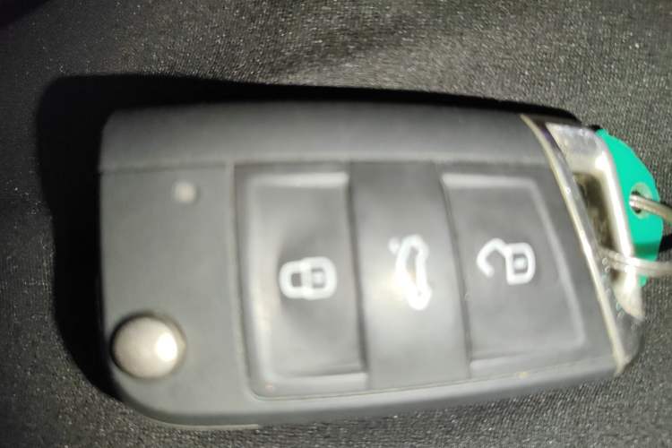 Used Volkswagen Tayron 2023 Revised Version 380TSI All-Wheel Drive R-Line High-Energy Edition Vehicle Key