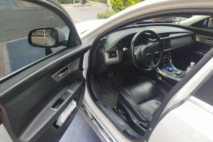 Used Jaguar XFL 2017 XFL 2.0T 200PS Luxury Edition