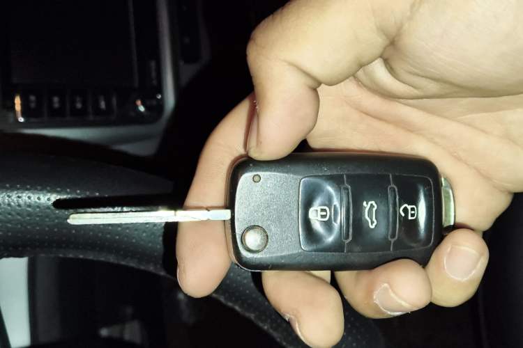 Used Volkswagen Lavida 2013 Revised Version 1.4 TSI Manual Comfort Edition Vehicle Key